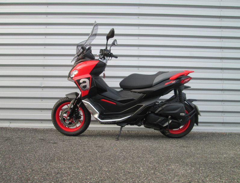 APRILIA SR 125 GT 