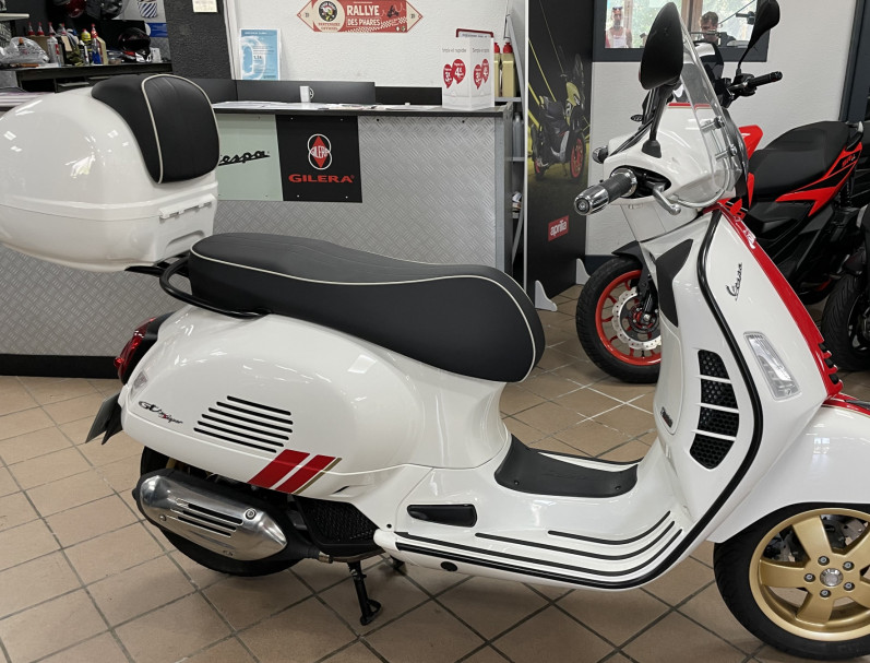 VESPA GTS 125IE ABS RACING SIXTIES