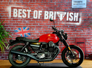 MOTO GUZZI V7 STONE 850