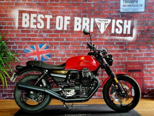 MOTO GUZZI V7 STONE 850