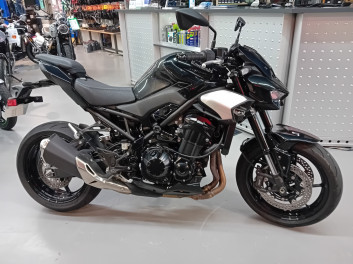 KAWASAKI Z 900