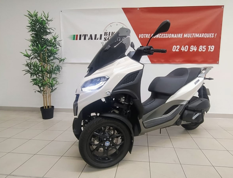 PIAGGIO MP3 310 HPE