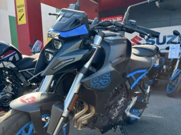 SUZUKI GSX-8S A2 GARANTIE CONSTRUCTEUR AVEC OPTIONS