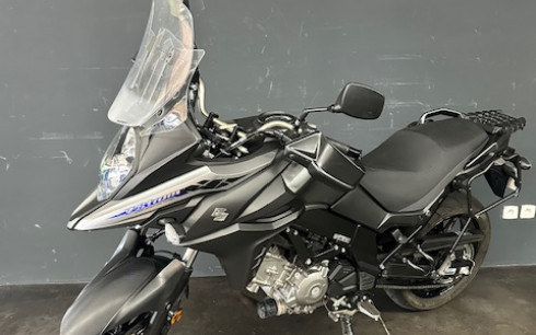 SUZUKI 650 DL / 124.57€/MOIS* / DSN MOTOS 40