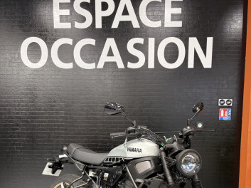 YAMAHA XSR 700