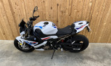BMW S 1000 R -- PACK M