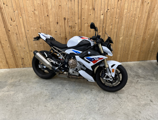 BMW S 1000 R -- PACK M