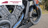 INDIAN SCOUT BOBBER TWENTY 1200 1ERE MAIN JEKILL AND HYDE