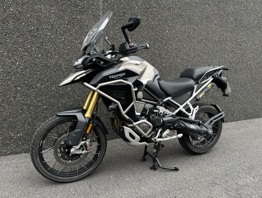 TRIUMPH TIGER 1200 RALLY EXPLORER