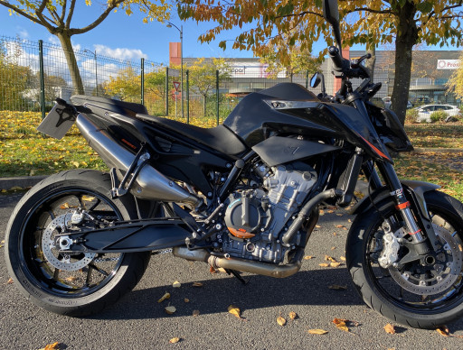 KTM 890 DUKE 