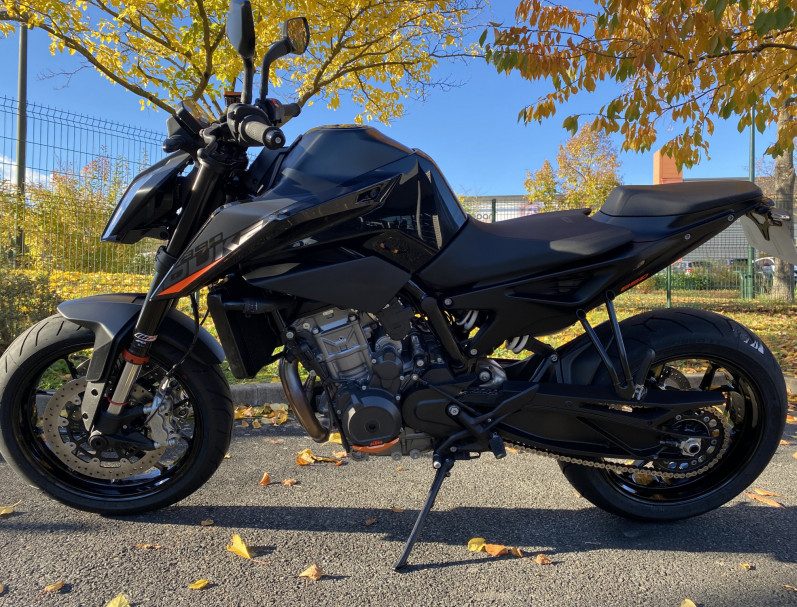 KTM 890 DUKE 