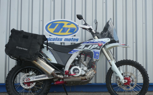 AJP PR7