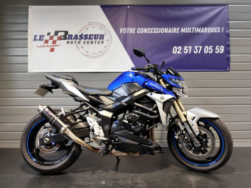SUZUKI GSR 750