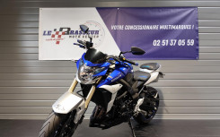 SUZUKI GSR 750