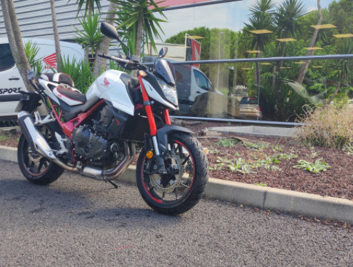 HONDA CB750 HORNET ABS