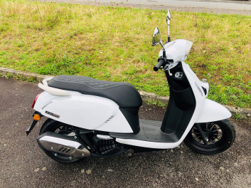 scooter 125 LTR QJ MOTOR 