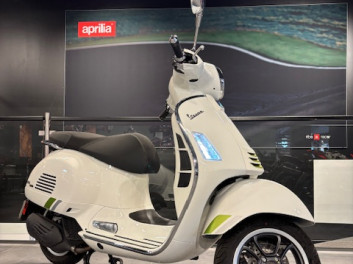 VESPA GTS 125 SUPER TECH
