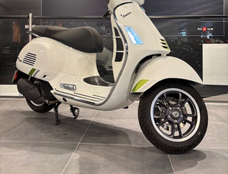 VESPA GTS 125 SUPER TECH
