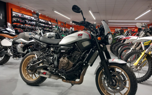 YAMAHA XSR 700 XTRIBUTE