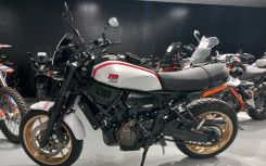 YAMAHA XSR 700 XTRIBUTE