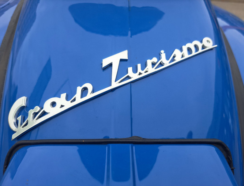 LOCATION VESPA GRANTURISMO 125