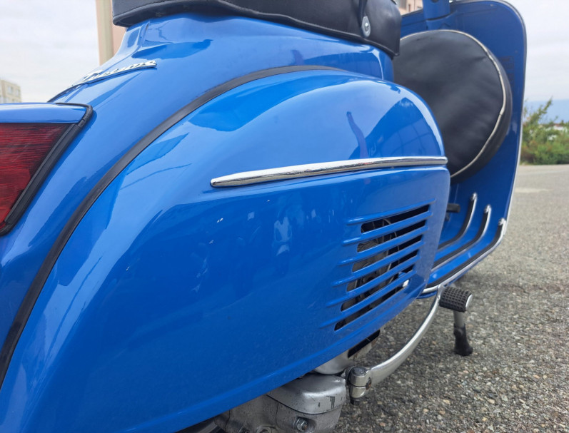 LOCATION VESPA GRANTURISMO 125