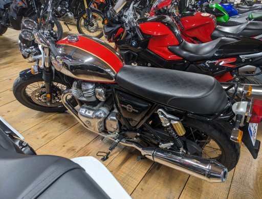 ROYAL ENFIELD INTERCEPTOR