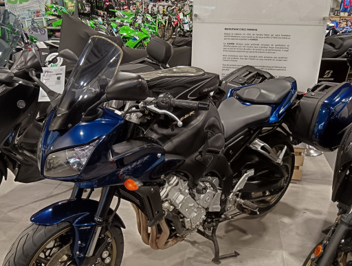 YAMAHA FZ1 FAZER