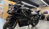 YAMAHA R9