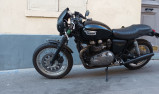 TRIUMPH THRUXTON 900