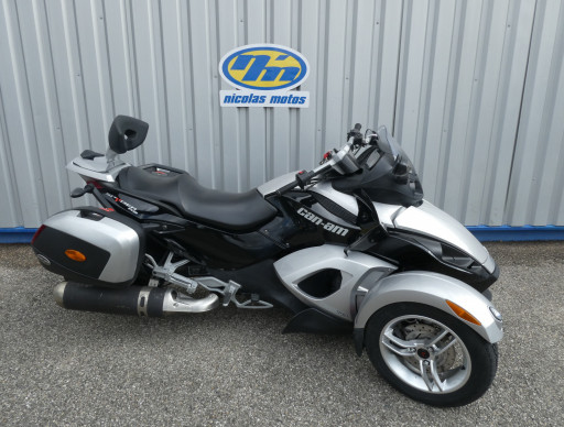 CAN-AM SPYDER RS