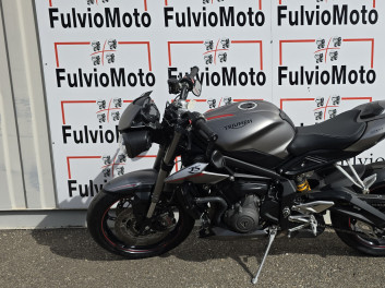 TRIUMPH STREET TRIPLE 765 Occasion N°21827
