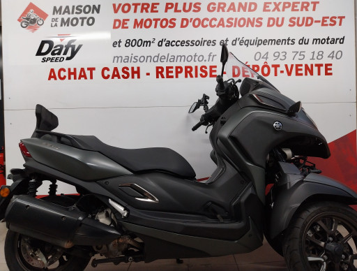 YAMAHA TRICITY 300