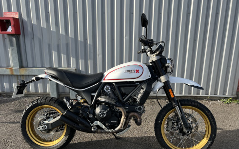 DUCATI SCRAMBLER DESERT SLED (120€/mois*)