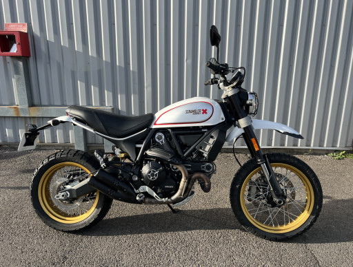 DUCATI SCRAMBLER DESERT SLED (120€/mois*)