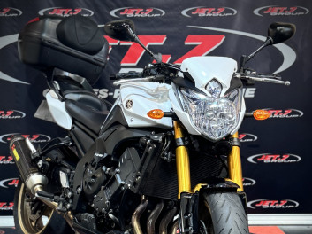 YAMAHA FZ8
