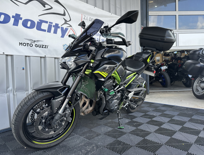 KAWASAKI Z 900