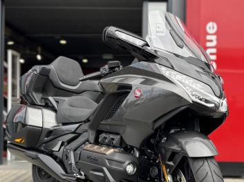 HONDA GL 1800 GOLDWING TOURING DCT