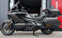 HONDA GL 1800 GOLDWING TOURING DCT
