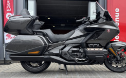 HONDA GL 1800 GOLDWING TOURING DCT