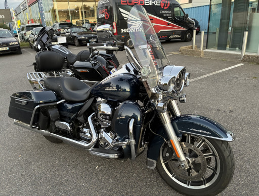 HARLEY-DAVIDSON TOURING ROAD KING 1690