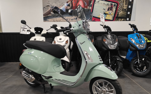 VESPA PRIMAVERA 50