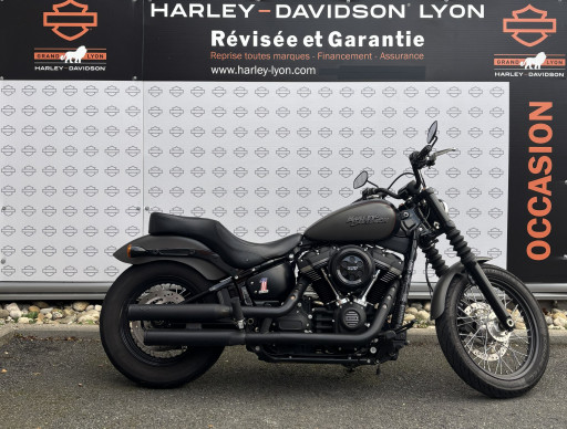 HARLEY-DAVIDSON SOFTAIL STREET BOB 1748 