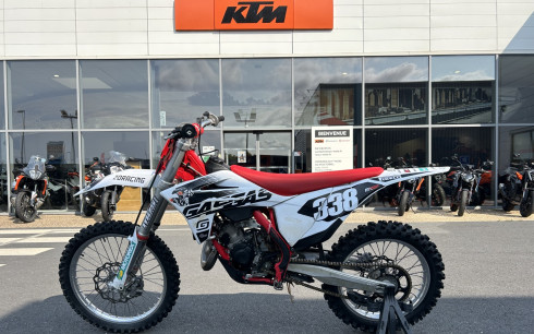 MC 125