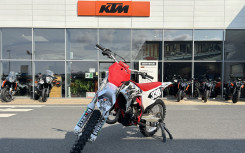 MC 125