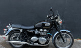 TRIUMPH BONNEVILLE 865 SE