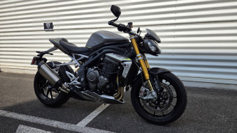 TRIUMPH SPEED TRIPLE 1200 RS