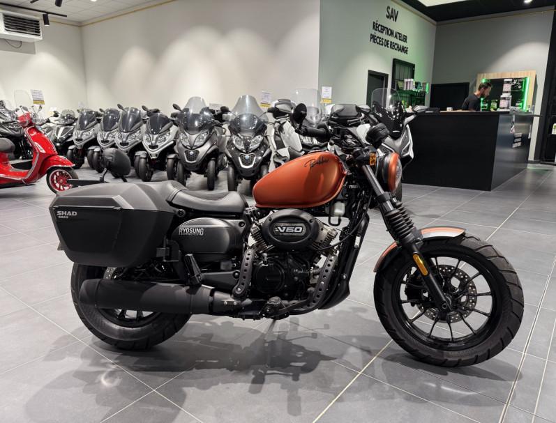 HYOSUNG GV AQUILA 125 / 125 BOBBER / Garantie 