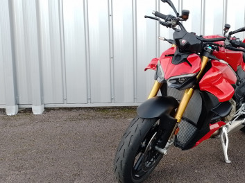 DUCATI STREETFIGHTER V4S