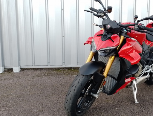 DUCATI STREETFIGHTER V4S